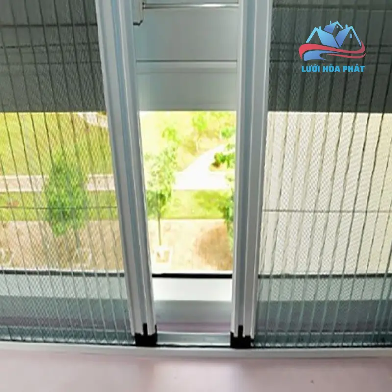 Cửa lưới chống muỗi dạng xếp không ray