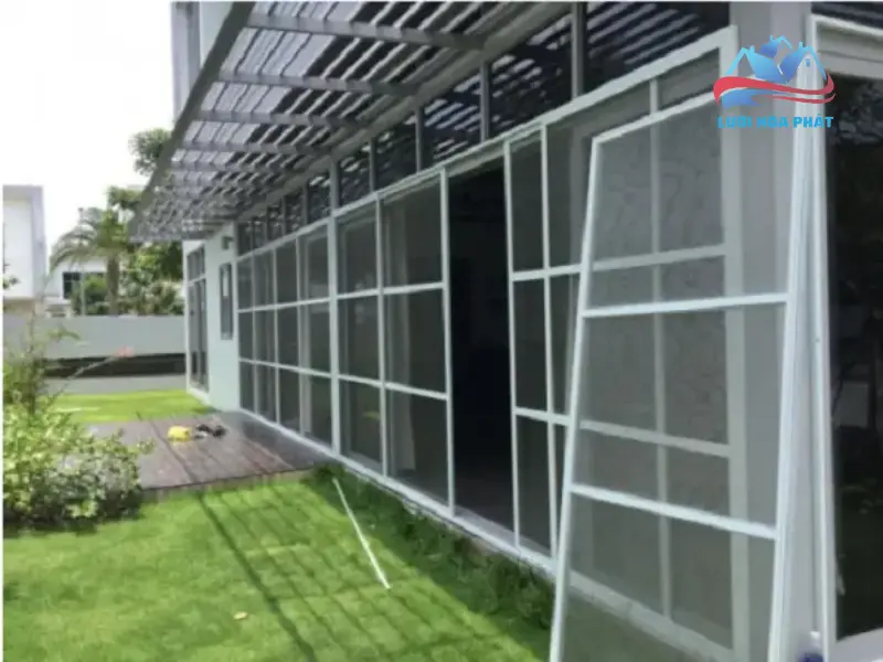 Lý do nên lắp cửa lưới chống muỗi cố định