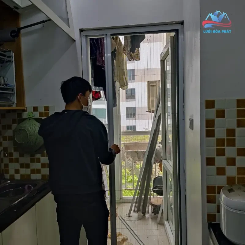 cửa lưới chống muỗi kết hợp
