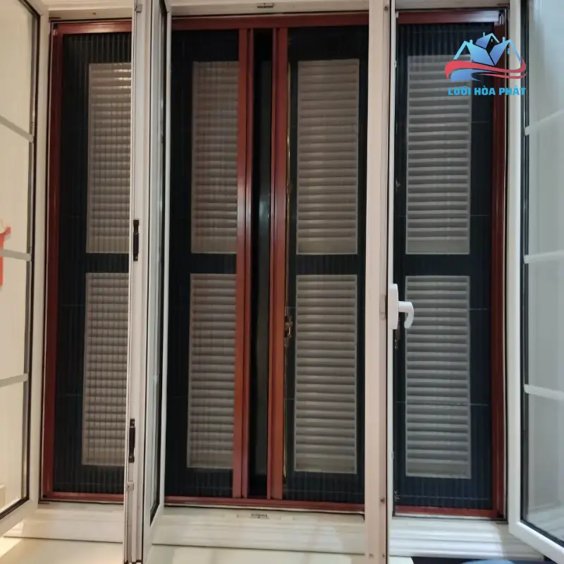 Cửa Lưới Chống Muỗi Giúp Không Gian Sống Thoáng, Nhiều Ánh Sáng Tự Nhiên Mà Không Lo Côn Trùng