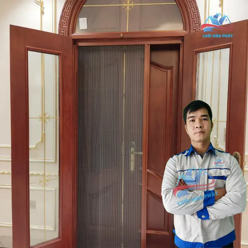 Giúp Kết Nối Không Gian Ngôi Nhà Và Sân Vườn Cây Cảnh Theo Sở Thích Của Ông Ngoại Nhưng Vẫn Bảo Vệ Không Gian Sống Khỏi Côn Trùng