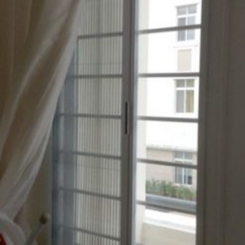 cửa lưới chống muỗi tự cuốn TC 01